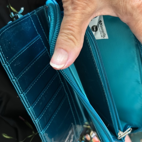 Hello Kitty lounge fly wallet, snap closure with extra zipper part turquoise - Picture 8 of 9